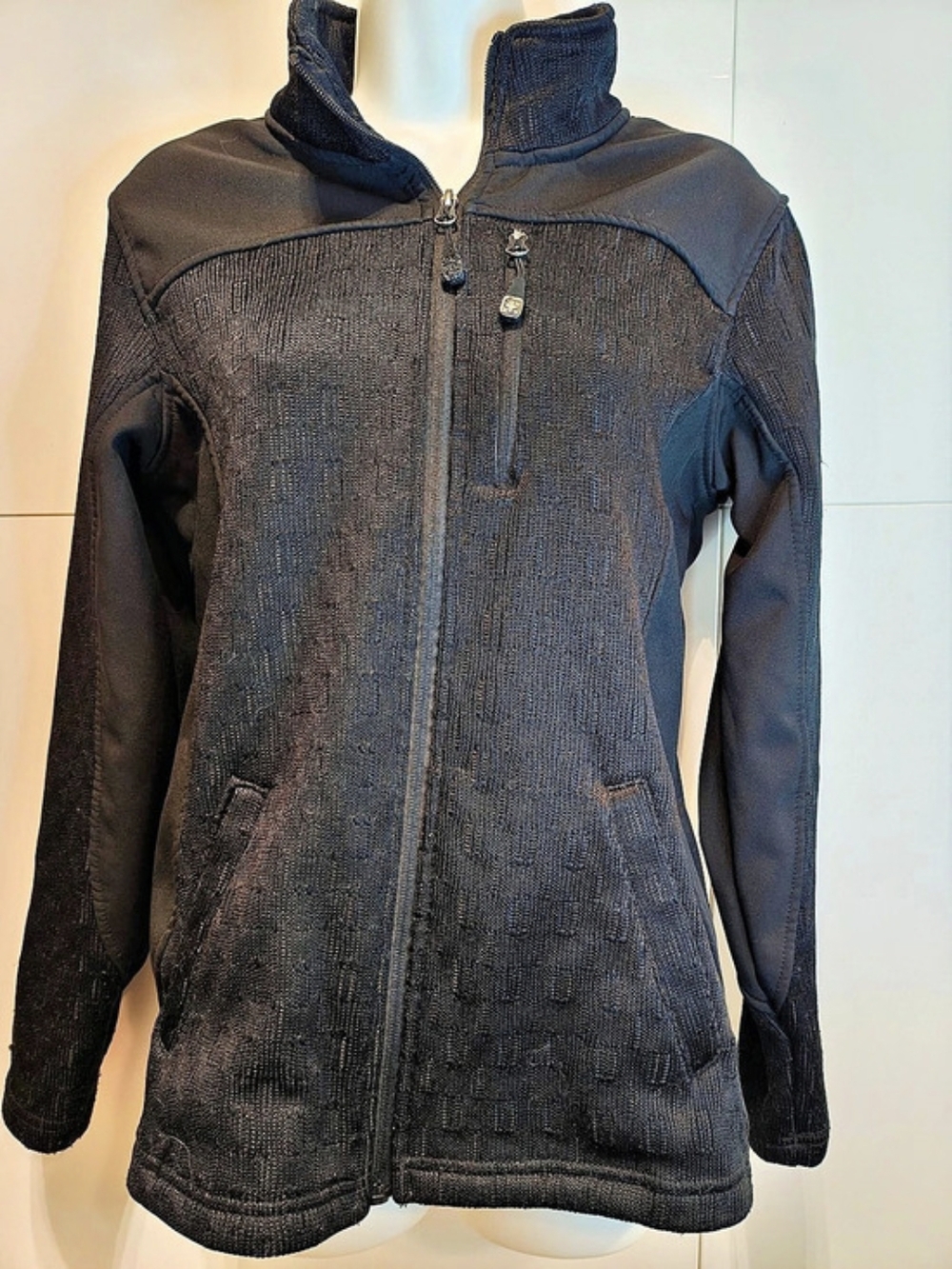 swiss tech black jacquard full zip jacket size medium